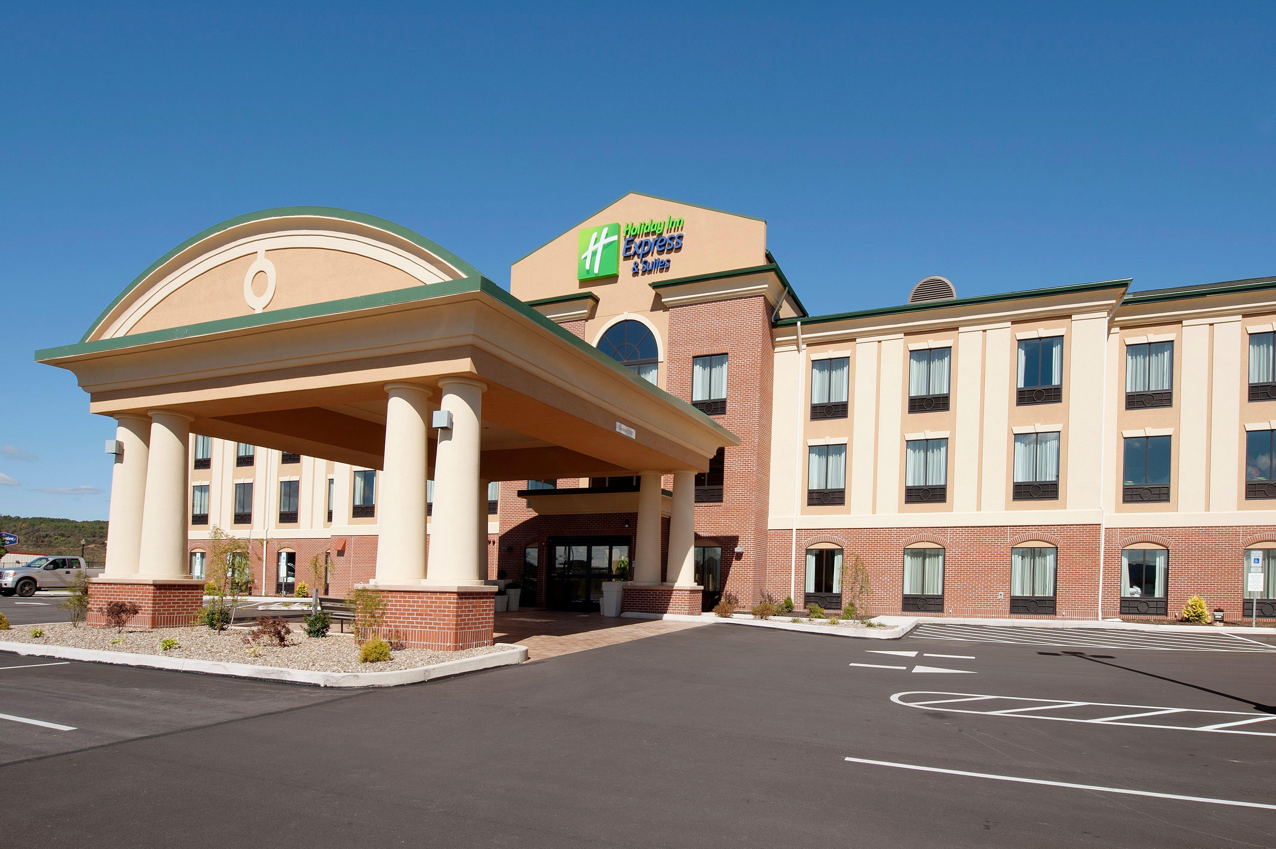 Holiday Inn Express Hotel & Suites Clearfield By Ihg Exterior foto